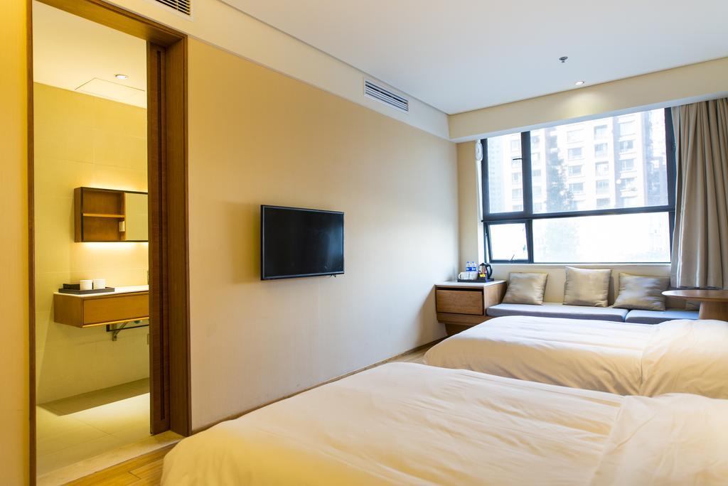 Ji Hotel Shanghai Hongqiao Jinhui Road Room photo